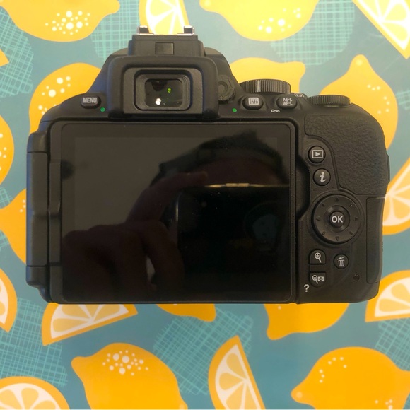 Nikon D5600 - Picture 4 of 7